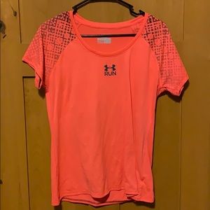 🔥Sale🔥 Under Armour medium semi fitted heat gear